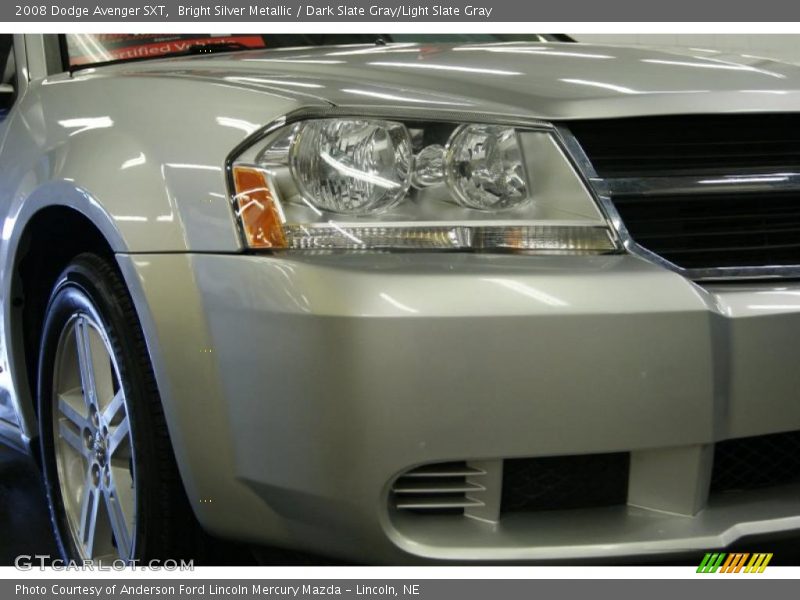 Bright Silver Metallic / Dark Slate Gray/Light Slate Gray 2008 Dodge Avenger SXT