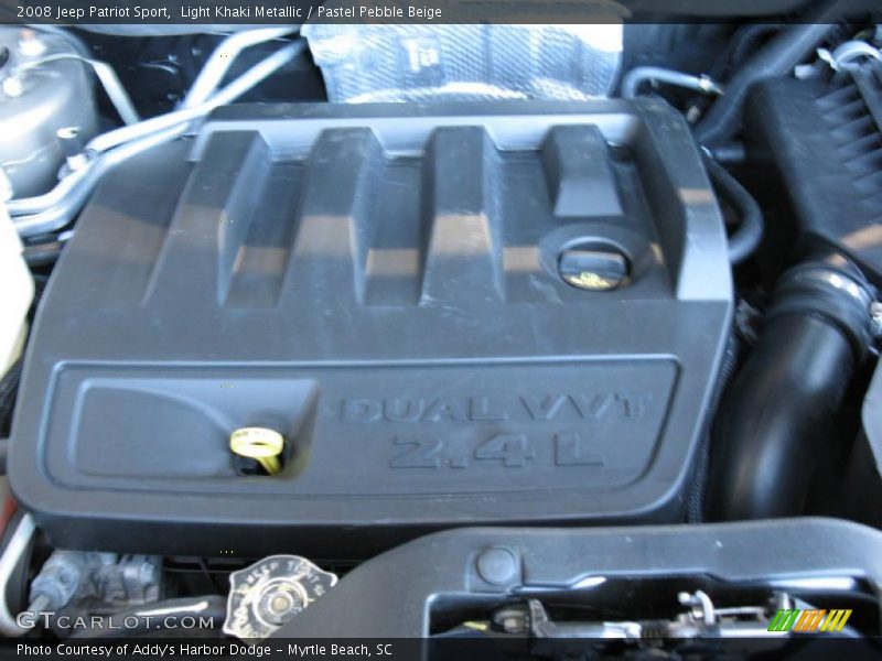 Light Khaki Metallic / Pastel Pebble Beige 2008 Jeep Patriot Sport