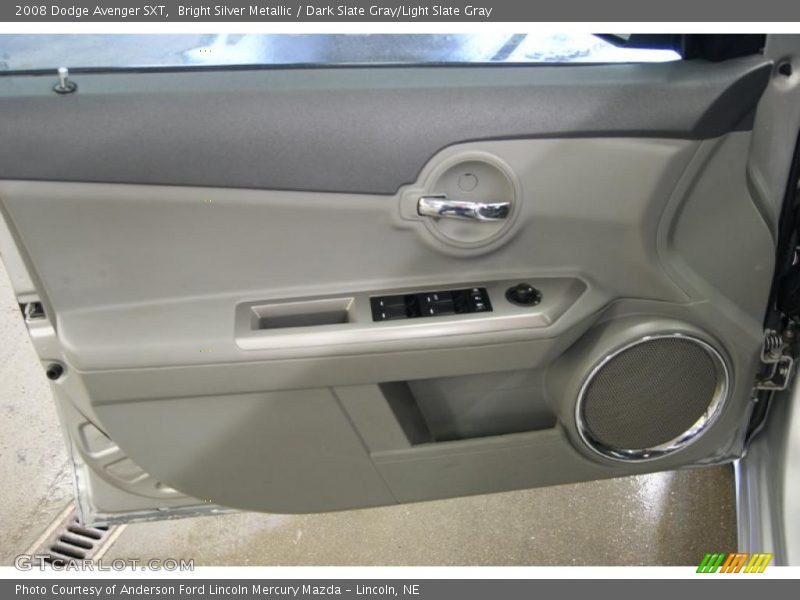 Bright Silver Metallic / Dark Slate Gray/Light Slate Gray 2008 Dodge Avenger SXT