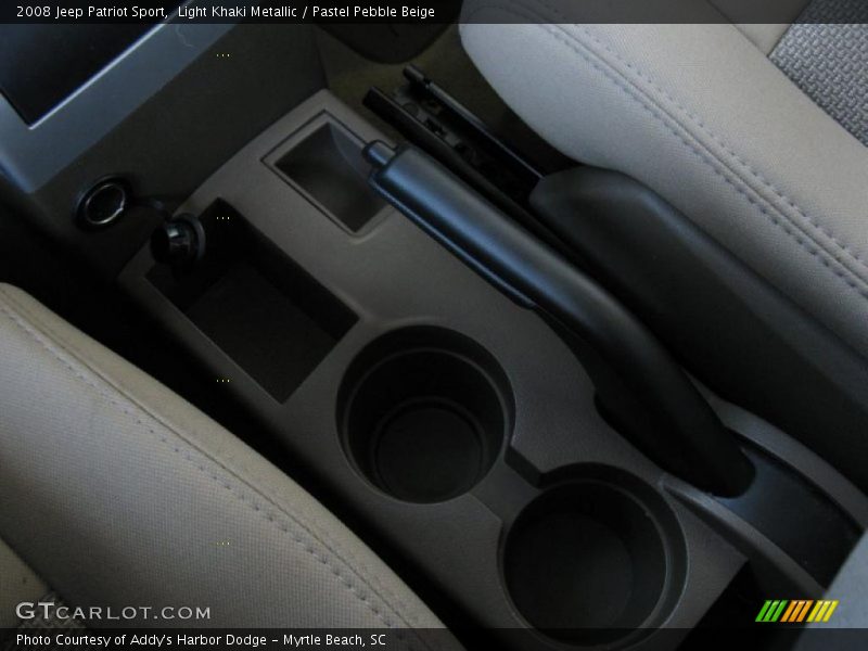 Light Khaki Metallic / Pastel Pebble Beige 2008 Jeep Patriot Sport