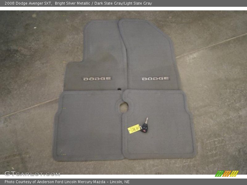 Bright Silver Metallic / Dark Slate Gray/Light Slate Gray 2008 Dodge Avenger SXT