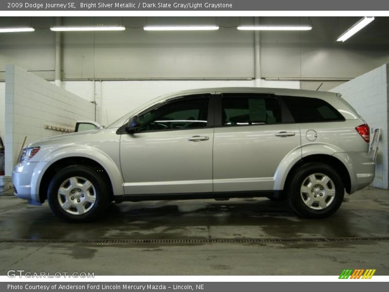 Bright Silver Metallic / Dark Slate Gray/Light Graystone 2009 Dodge Journey SE