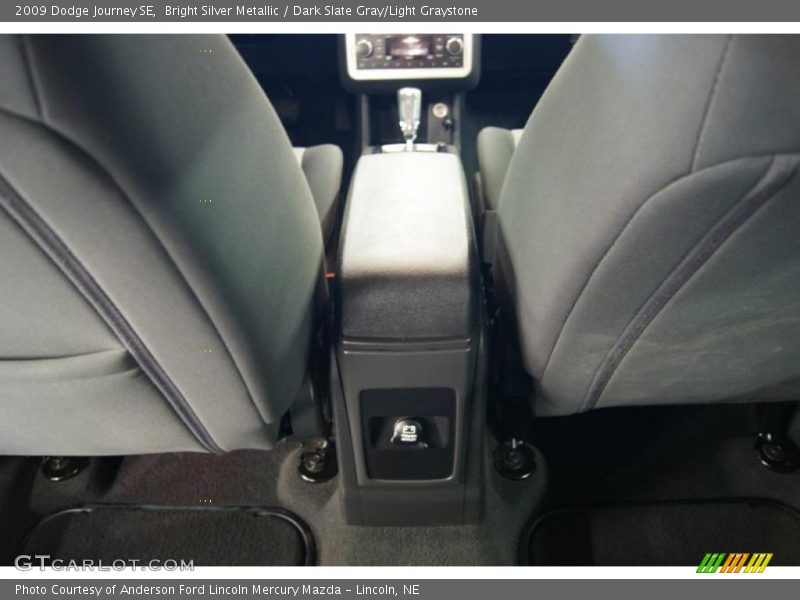 Bright Silver Metallic / Dark Slate Gray/Light Graystone 2009 Dodge Journey SE