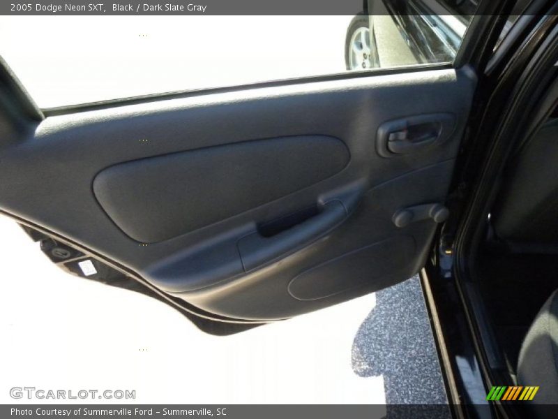 Black / Dark Slate Gray 2005 Dodge Neon SXT