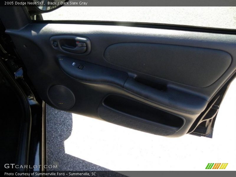 Black / Dark Slate Gray 2005 Dodge Neon SXT
