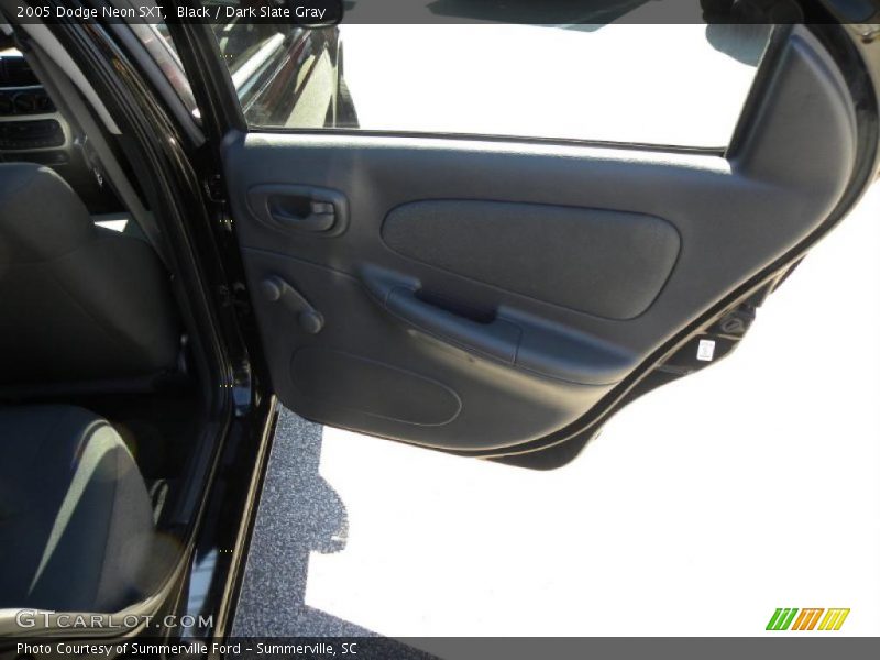 Black / Dark Slate Gray 2005 Dodge Neon SXT