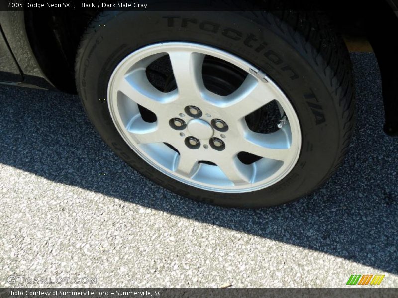 Black / Dark Slate Gray 2005 Dodge Neon SXT
