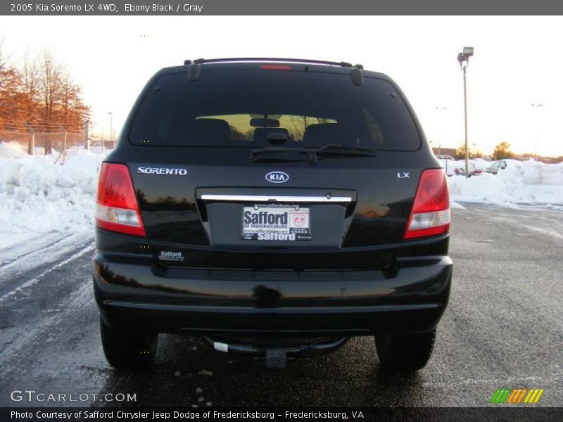 Ebony Black / Gray 2005 Kia Sorento LX 4WD