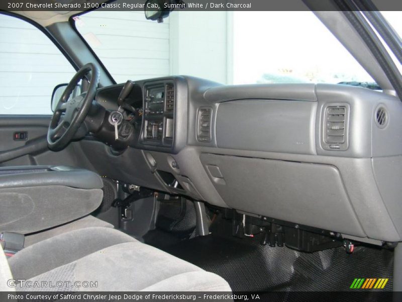 Summit White / Dark Charcoal 2007 Chevrolet Silverado 1500 Classic Regular Cab