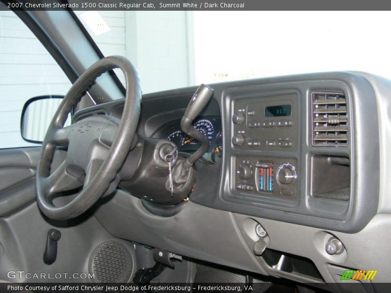 Summit White / Dark Charcoal 2007 Chevrolet Silverado 1500 Classic Regular Cab
