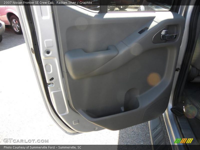 Radiant Silver / Graphite 2007 Nissan Frontier SE Crew Cab