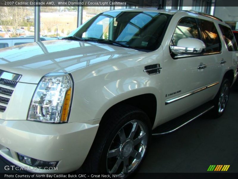 White Diamond / Cocoa/Light Cashmere 2007 Cadillac Escalade AWD