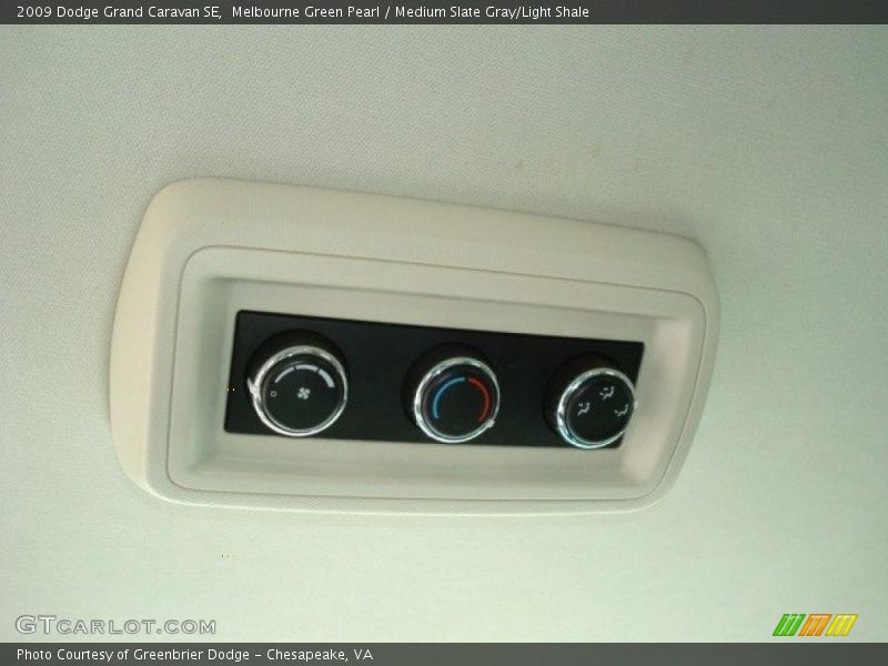 Melbourne Green Pearl / Medium Slate Gray/Light Shale 2009 Dodge Grand Caravan SE