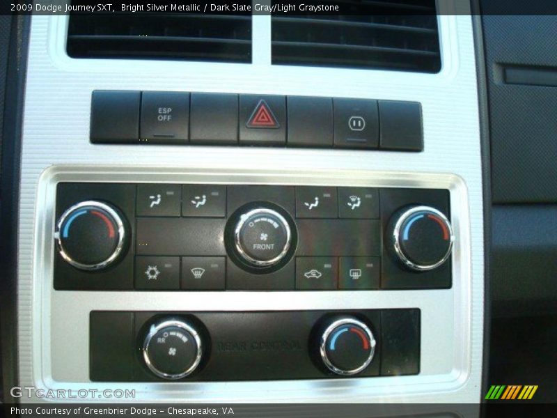 Bright Silver Metallic / Dark Slate Gray/Light Graystone 2009 Dodge Journey SXT