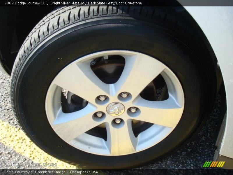 Bright Silver Metallic / Dark Slate Gray/Light Graystone 2009 Dodge Journey SXT