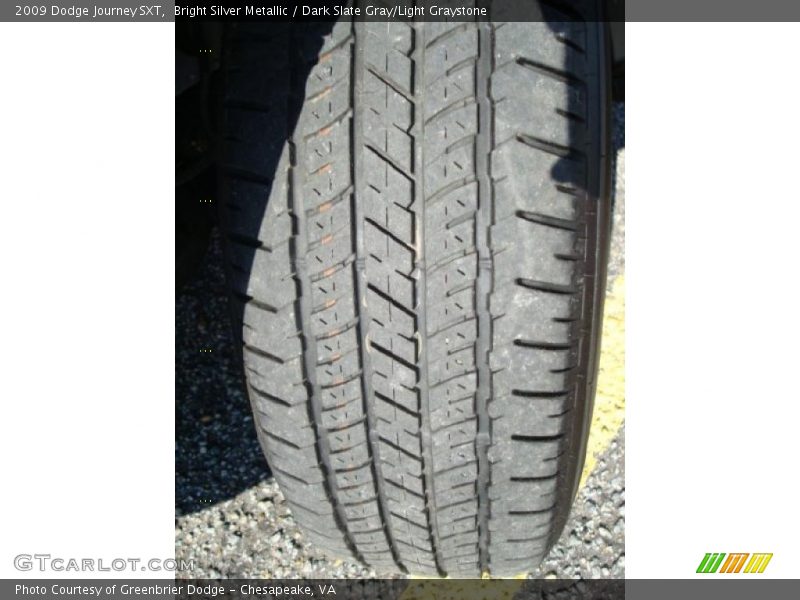 Bright Silver Metallic / Dark Slate Gray/Light Graystone 2009 Dodge Journey SXT