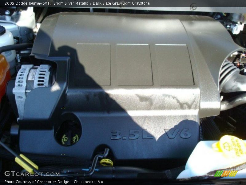 Bright Silver Metallic / Dark Slate Gray/Light Graystone 2009 Dodge Journey SXT