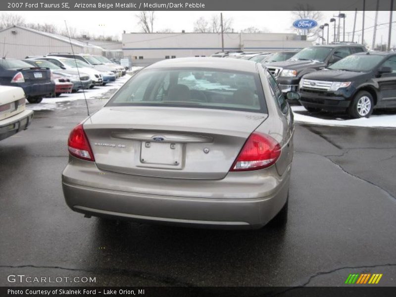 Arizona Beige Metallic / Medium/Dark Pebble 2007 Ford Taurus SE