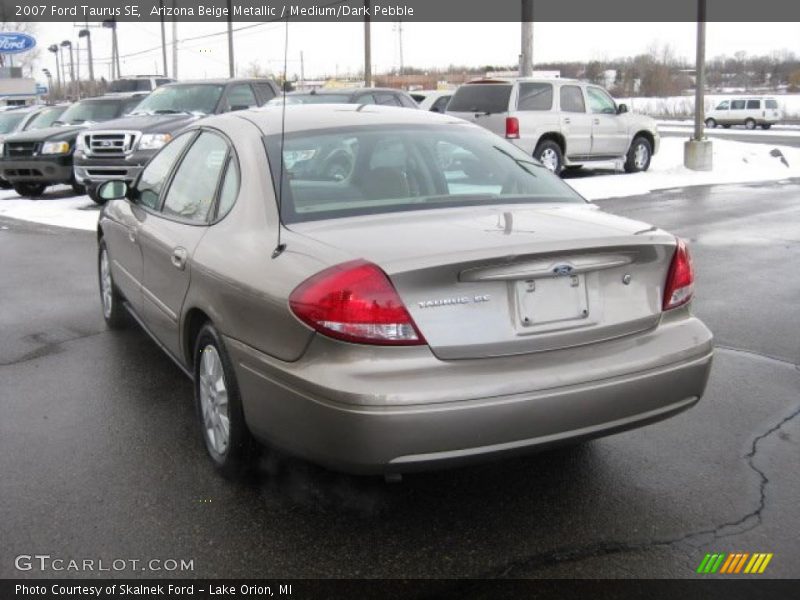 Arizona Beige Metallic / Medium/Dark Pebble 2007 Ford Taurus SE