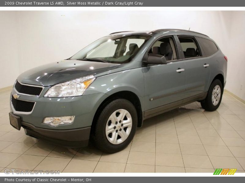 Silver Moss Metallic / Dark Gray/Light Gray 2009 Chevrolet Traverse LS AWD
