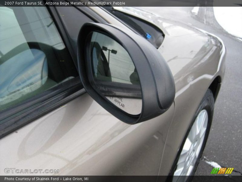 Arizona Beige Metallic / Medium/Dark Pebble 2007 Ford Taurus SE