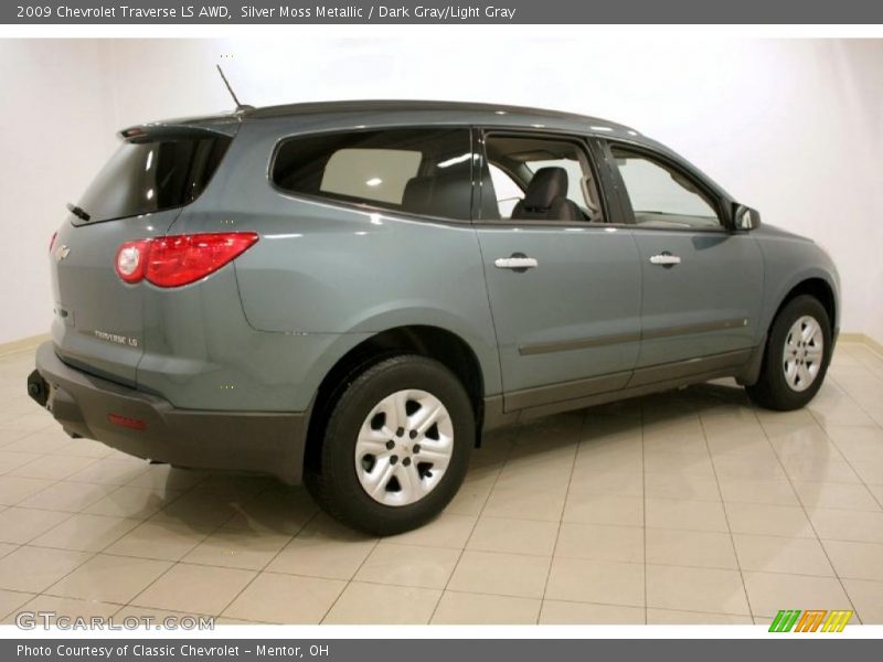 Silver Moss Metallic / Dark Gray/Light Gray 2009 Chevrolet Traverse LS AWD