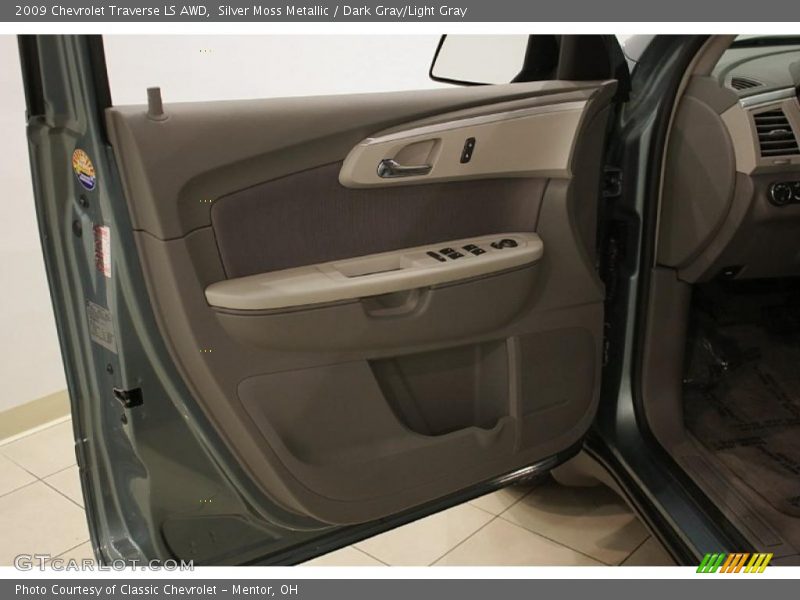 Silver Moss Metallic / Dark Gray/Light Gray 2009 Chevrolet Traverse LS AWD