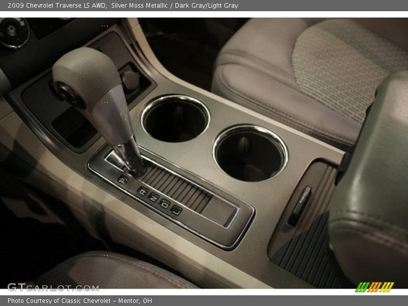 Silver Moss Metallic / Dark Gray/Light Gray 2009 Chevrolet Traverse LS AWD
