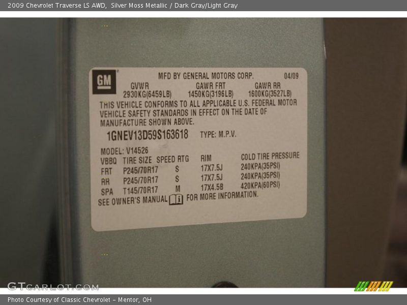 Silver Moss Metallic / Dark Gray/Light Gray 2009 Chevrolet Traverse LS AWD