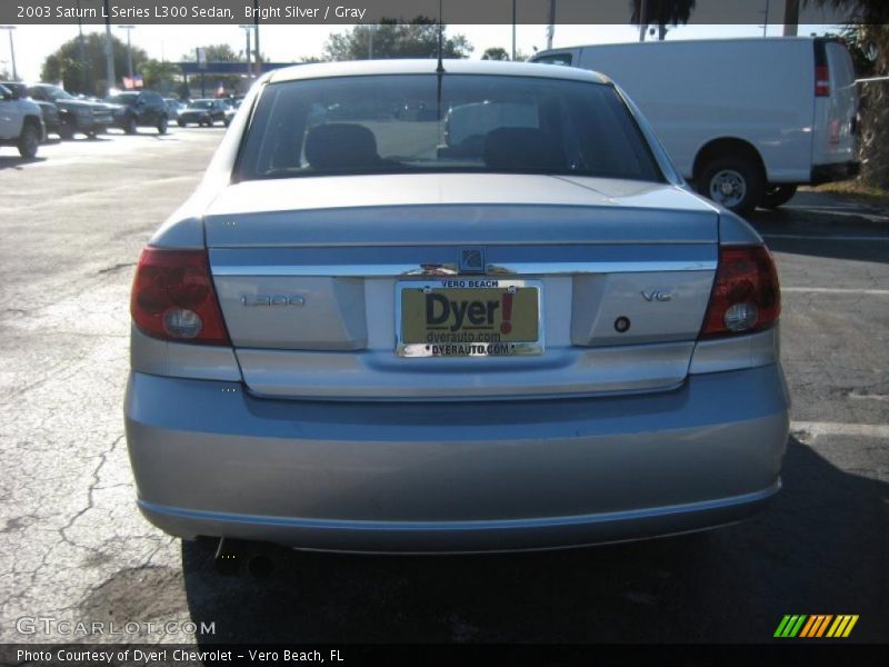 Bright Silver / Gray 2003 Saturn L Series L300 Sedan