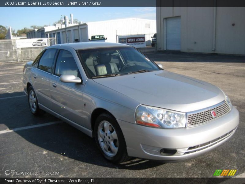 Bright Silver / Gray 2003 Saturn L Series L300 Sedan