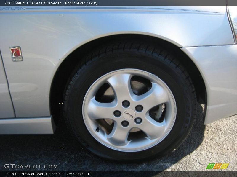 Bright Silver / Gray 2003 Saturn L Series L300 Sedan