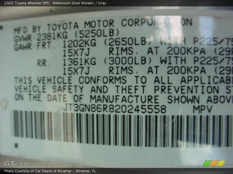 Millennium Silver Metallic / Gray 2002 Toyota 4Runner SR5