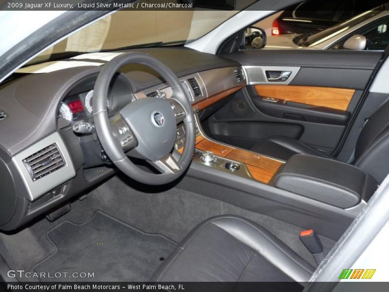 Liquid Silver Metallic / Charcoal/Charcoal 2009 Jaguar XF Luxury