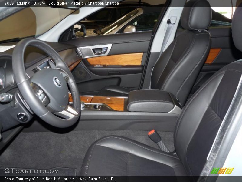 Liquid Silver Metallic / Charcoal/Charcoal 2009 Jaguar XF Luxury