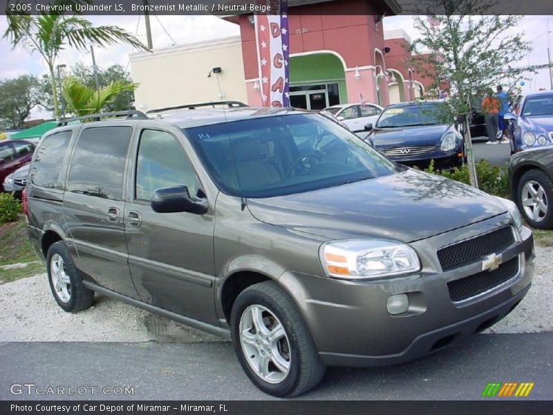 Bronzemist Metallic / Neutral Beige 2005 Chevrolet Uplander LS
