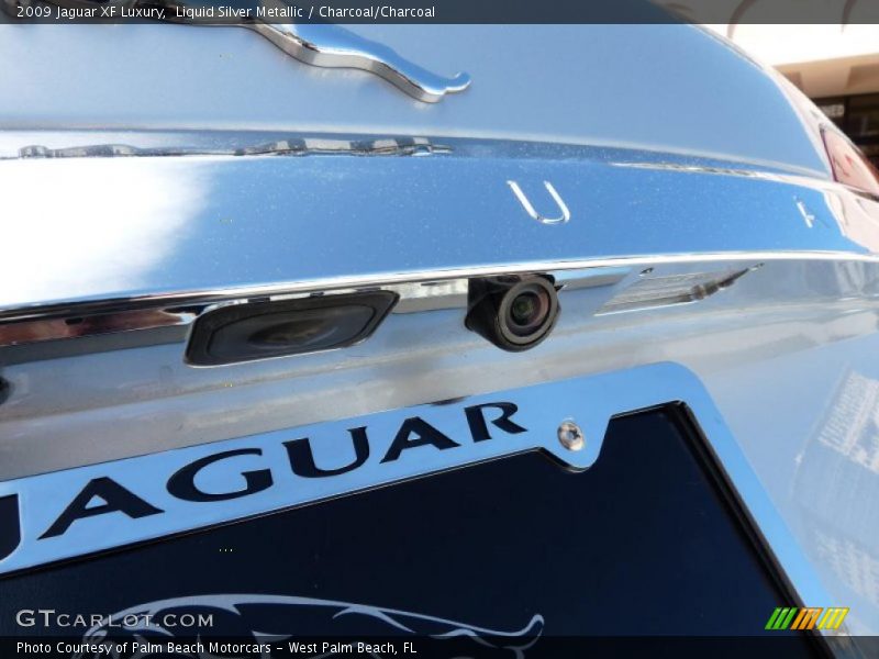 Liquid Silver Metallic / Charcoal/Charcoal 2009 Jaguar XF Luxury