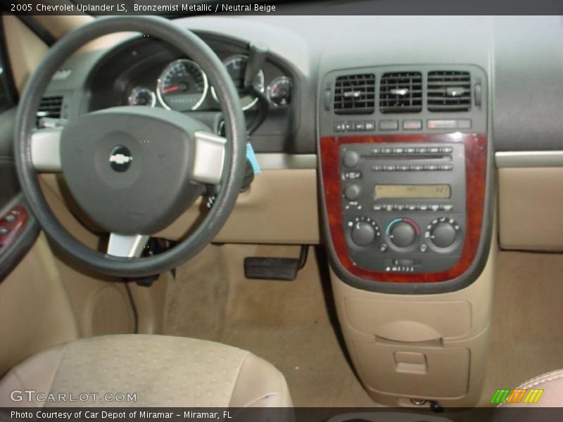Bronzemist Metallic / Neutral Beige 2005 Chevrolet Uplander LS
