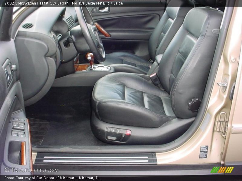 Mojave Beige Metallic / Beige 2002 Volkswagen Passat GLX Sedan