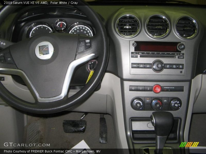 Polar White / Gray 2009 Saturn VUE XE V6 AWD