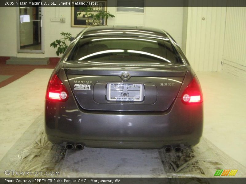 Smoke Metallic / Frost 2005 Nissan Maxima 3.5 SE