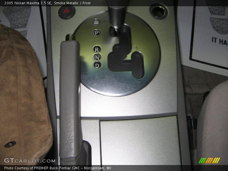 Smoke Metallic / Frost 2005 Nissan Maxima 3.5 SE