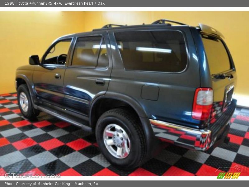 Evergreen Pearl / Oak 1998 Toyota 4Runner SR5 4x4