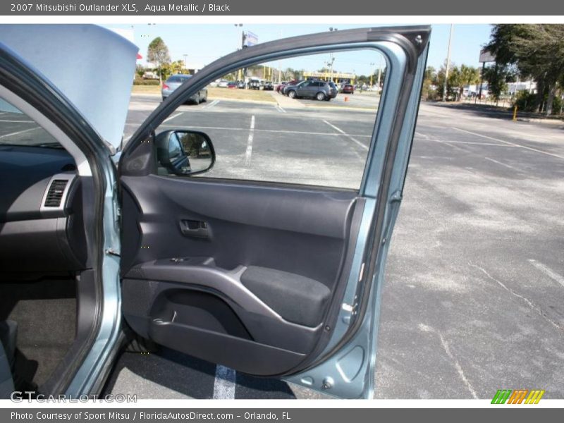 Aqua Metallic / Black 2007 Mitsubishi Outlander XLS