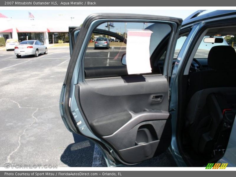 Aqua Metallic / Black 2007 Mitsubishi Outlander XLS