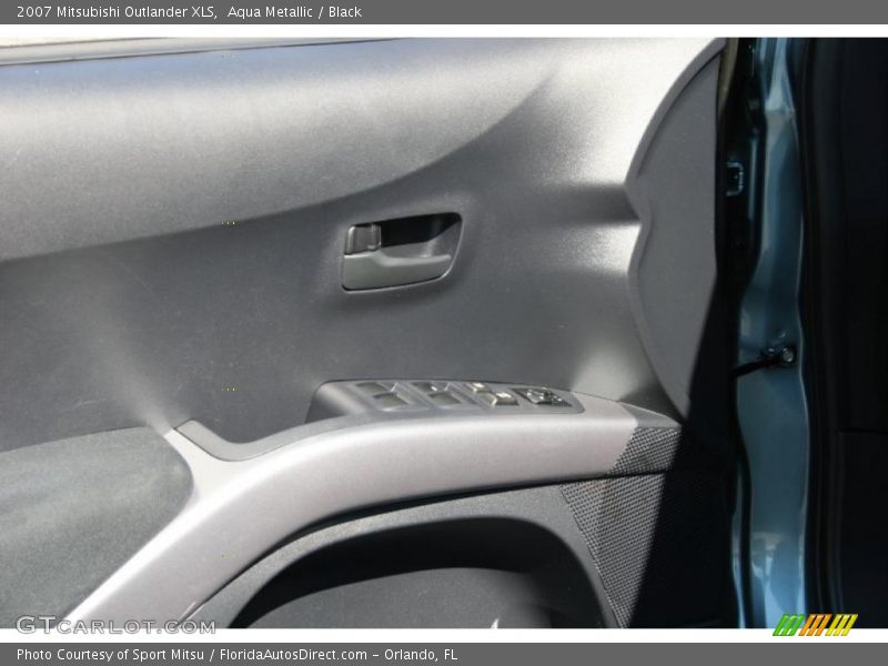 Aqua Metallic / Black 2007 Mitsubishi Outlander XLS