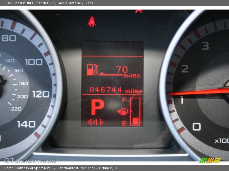 Aqua Metallic / Black 2007 Mitsubishi Outlander XLS