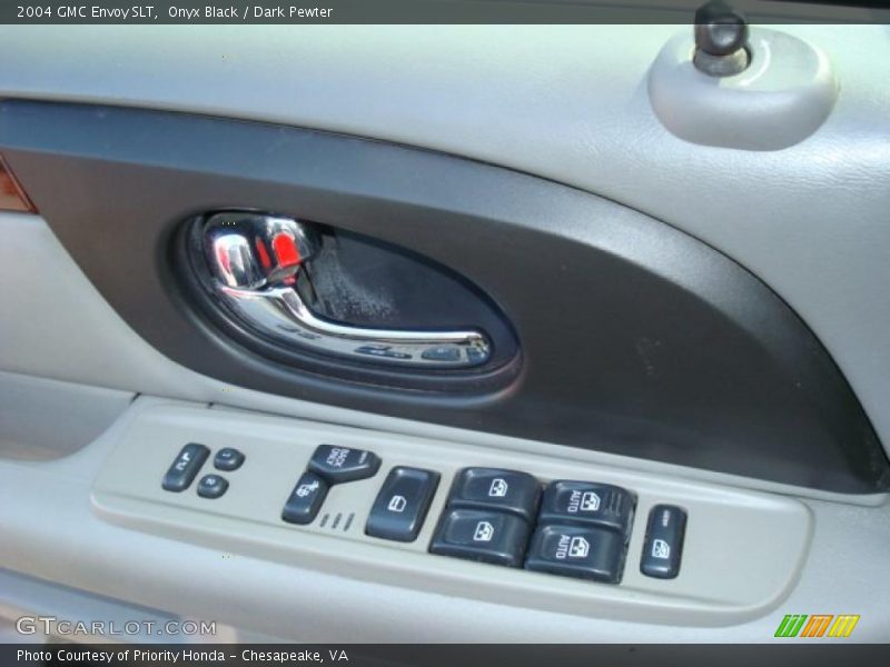 Onyx Black / Dark Pewter 2004 GMC Envoy SLT