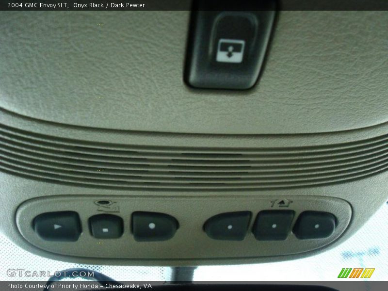 Onyx Black / Dark Pewter 2004 GMC Envoy SLT