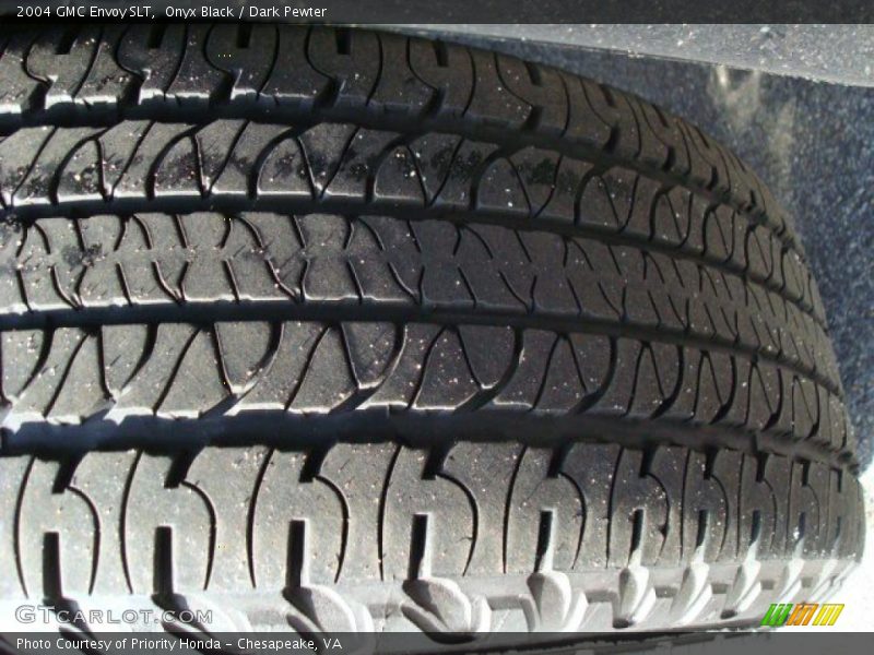 Onyx Black / Dark Pewter 2004 GMC Envoy SLT